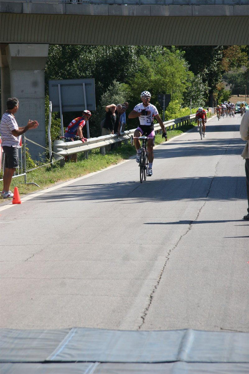 gal/2009/06 - GF della Valdarbia/arrivo_medio/IMG_7784-01.jpg